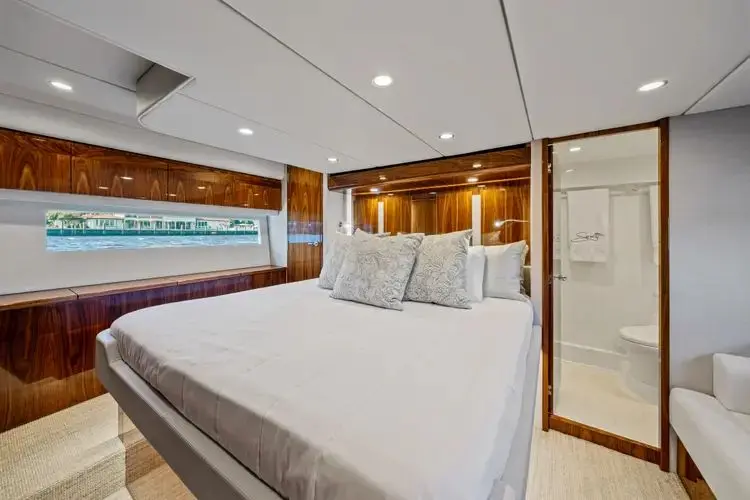 SAPPHIRE 2022 Riviera 575 SUV Yacht For Sale in Nassau SAPPHIRE 2022 Riviera 575 SUV Yacht For Sale in Nassau