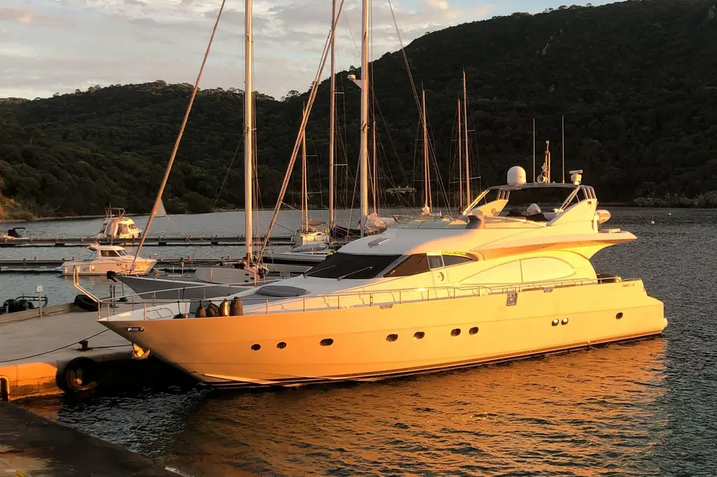 2003 Mochi Craft 22.5 Axis Yacht For Sale in Rovinj 2003 Mochi Craft 22.5 Axis Yacht For Sale in Rovinj