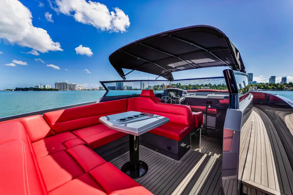 M/Y Valar Morghulis 2021 Vanquish Yachts 45 Yacht For Sale in Miami Beach FL M/Y Valar Morghulis 2021 Vanquish Yachts 45 Yacht For Sale in Miami Beach FL