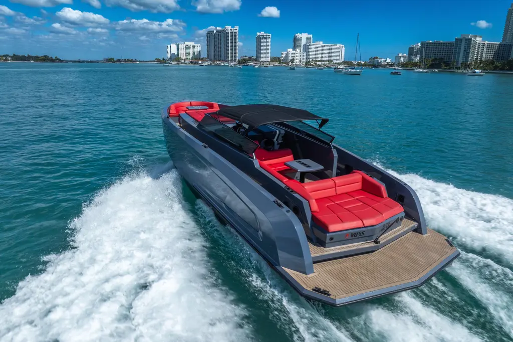 M/Y Valar Morghulis 2021 Vanquish Yachts 45 Yacht For Sale in Miami Beach FL M/Y Valar Morghulis 2021 Vanquish Yachts 45 Yacht For Sale in Miami Beach FL