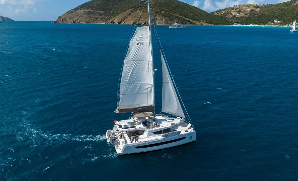 Belle Vie 2021 Bali 4.8 Yacht For Sale in Road Town Belle Vie 2021 Bali 4.8 Yacht For Sale in Road Town