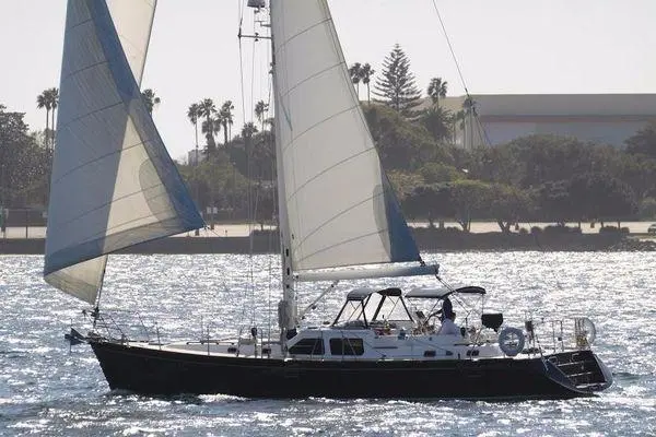 2000 Hylas Raised Salon Yacht For Sale in Puerto Vallarta 2000 Hylas Raised Salon Yacht For Sale in Puerto Vallarta