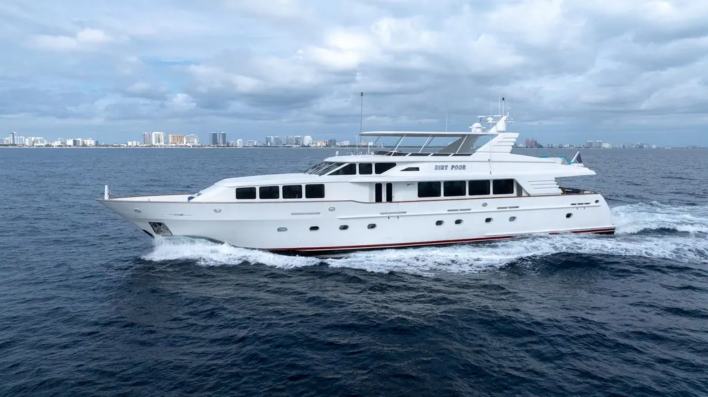 DIRT POOR 1999 Trinity Yachts Raised Pilothouse Yacht For Sale in Fort Lauderdale FL DIRT POOR 1999 Trinity Yachts Raised Pilothouse Yacht For Sale in Fort Lauderdale FL