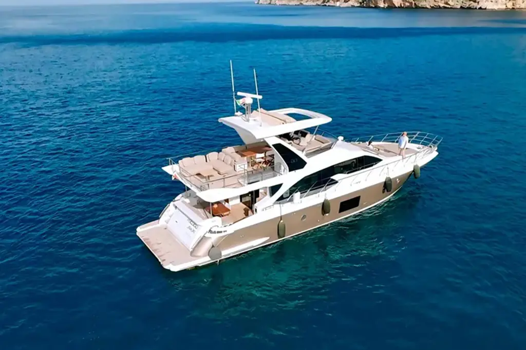 2017 Azimut 66 Yacht For Sale in Antibes 2017 Azimut 66 Yacht For Sale in Antibes