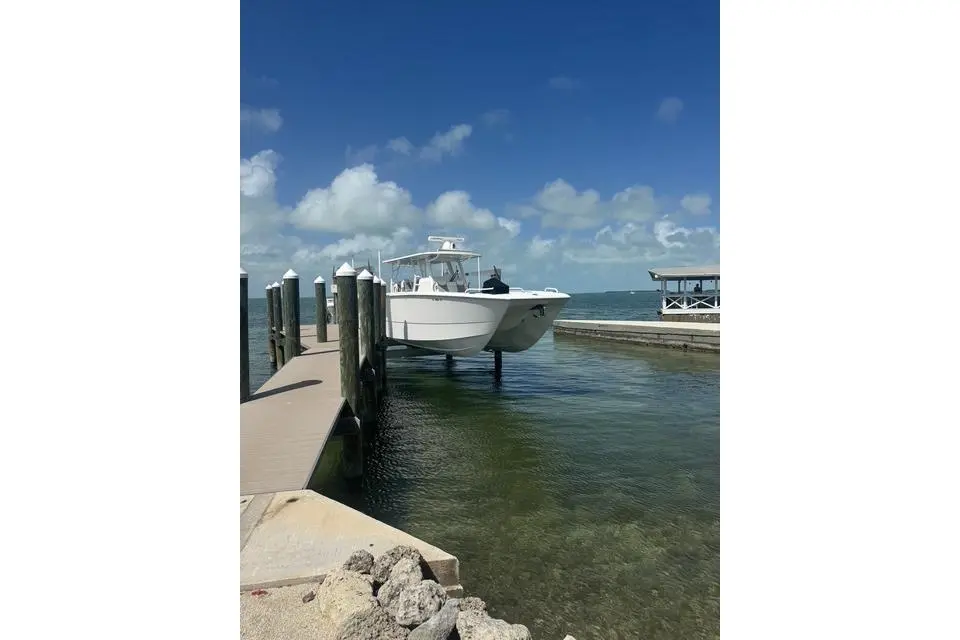 2022 Invincible 40 Catamaran Yacht For Sale in Islamorada FL 2022 Invincible 40 Catamaran Yacht For Sale in Islamorada FL