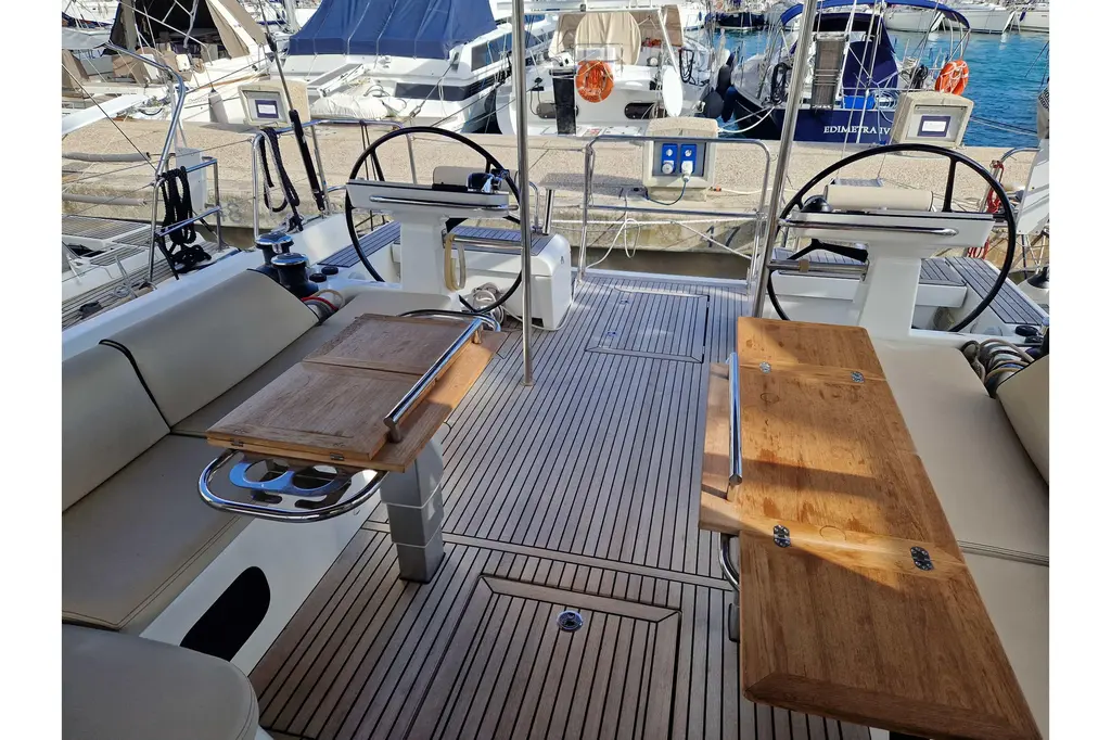 2021 Beneteau Oceanis Yacht 54 Yacht For Sale in Santo Stefano al Mare IT-IM 2021 Beneteau Oceanis Yacht 54 Yacht For Sale in Santo Stefano al Mare IT-IM