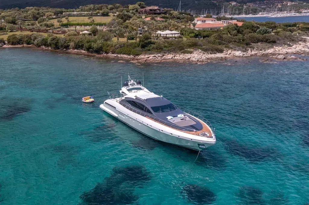 Smile 2006 Mangusta 92 Yacht For Sale in Olbia IT-SS Smile 2006 Mangusta 92 Yacht For Sale in Olbia IT-SS
