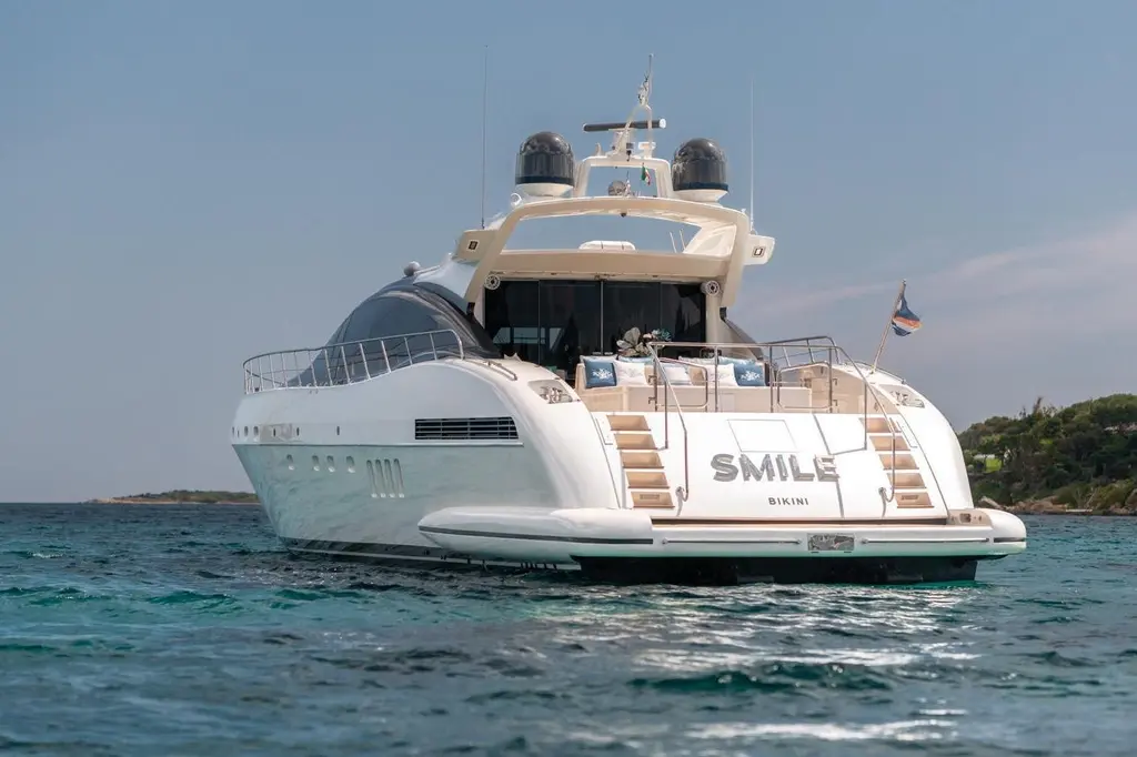 Smile 2006 Mangusta 92 Yacht For Sale in Olbia IT-SS Smile 2006 Mangusta 92 Yacht For Sale in Olbia IT-SS