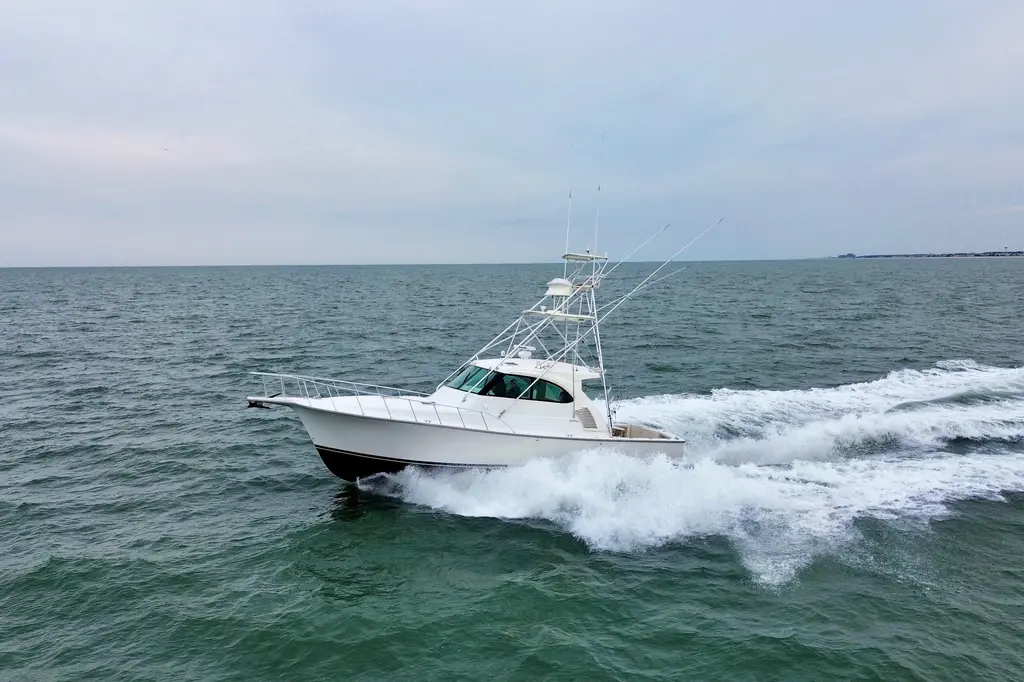 Peixe Espada 2013 Henriques 42 Express Hardtop Yacht For Sale in Rehoboth Beach DE Peixe Espada 2013 Henriques 42 Express Hardtop Yacht For Sale in Rehoboth Beach DE