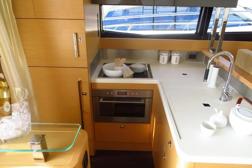  2013 Prestige 500S Yacht For Sale in Canet-en-Roussillon 66