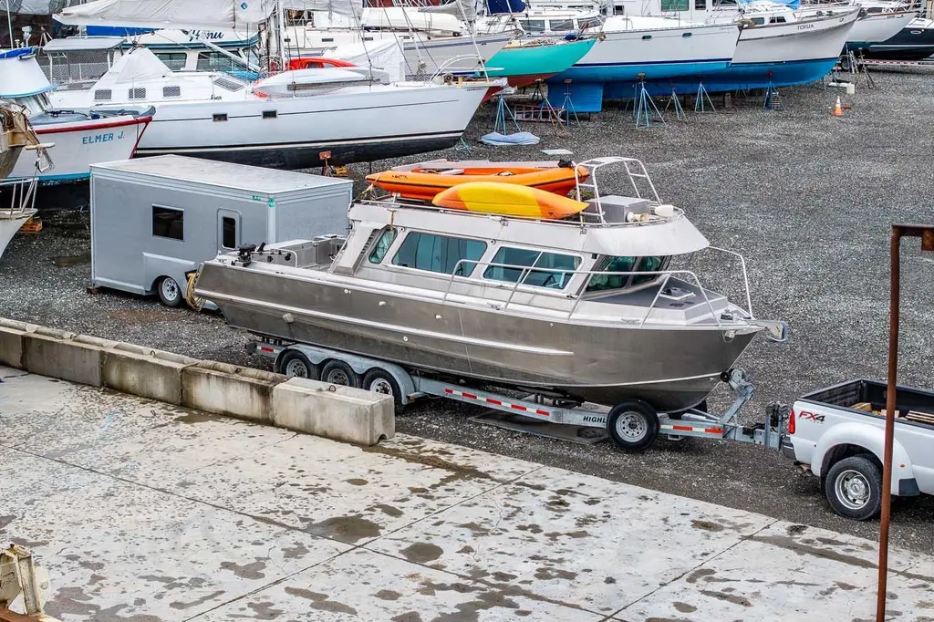 2003 Lifetimer 3050 Pleasure Cabin Yacht For Sale in Bellingham WA 2003 Lifetimer 3050 Pleasure Cabin Yacht For Sale in Bellingham WA