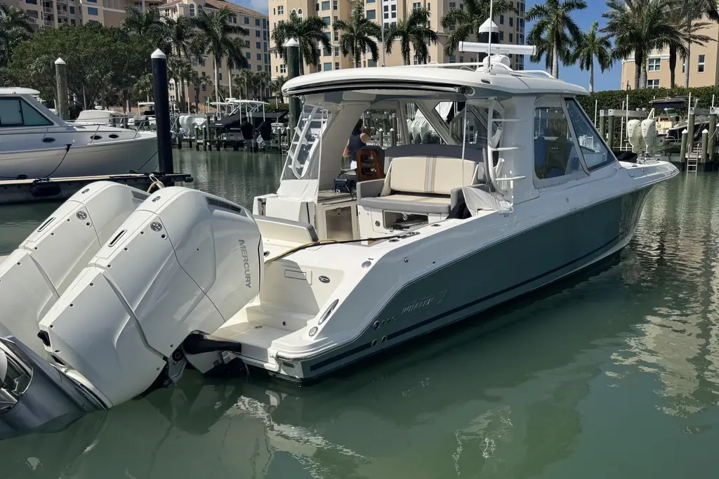 2024 Boston Whaler 380 Realm Yacht For Sale in Stuart FL 2024 Boston Whaler 380 Realm Yacht For Sale in Stuart FL