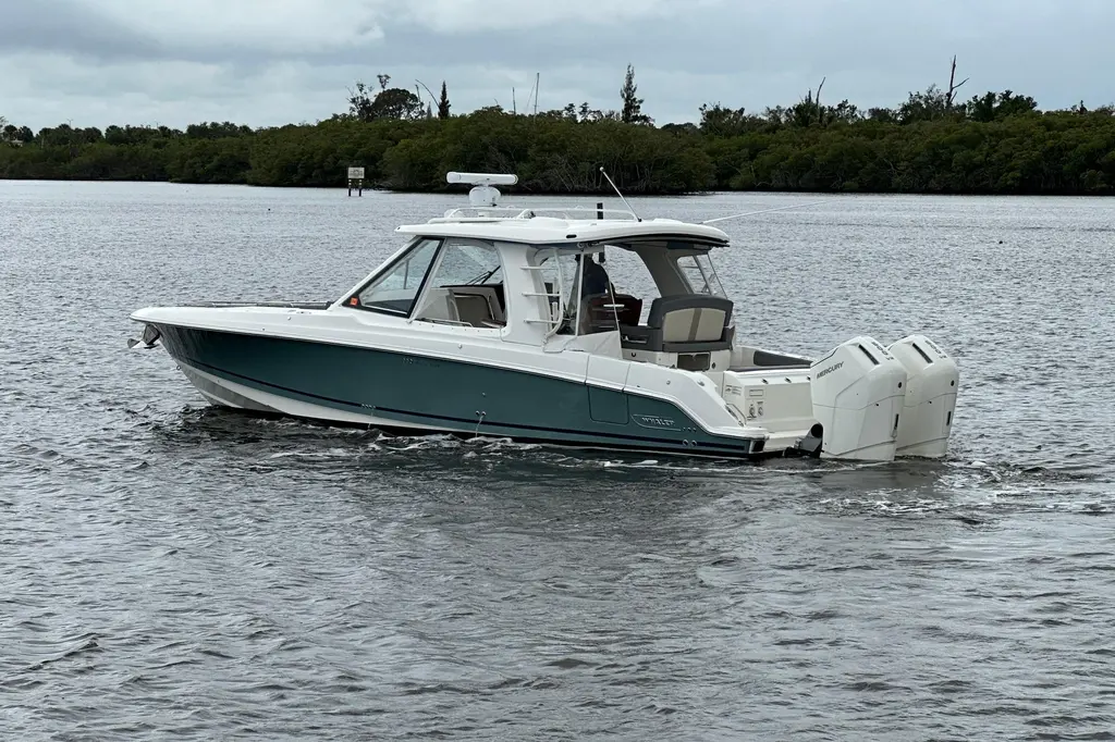2024 Boston Whaler 380 Realm Yacht For Sale in Stuart FL 2024 Boston Whaler 380 Realm Yacht For Sale in Stuart FL