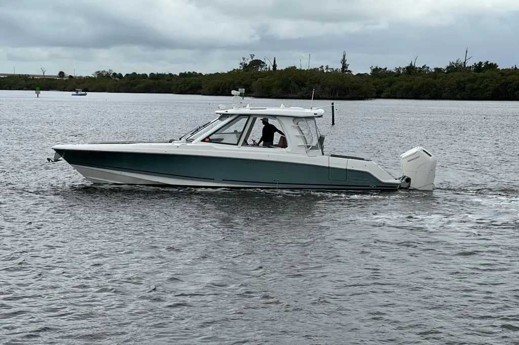 2024 Boston Whaler 380 Realm Yacht For Sale in Stuart FL 2024 Boston Whaler 380 Realm Yacht For Sale in Stuart FL