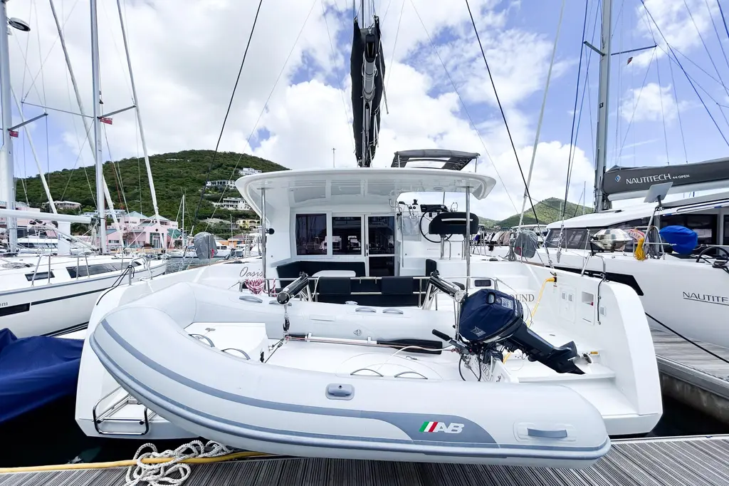Oasis 2025 Lagoon 40 Yacht For Sale in Tortola Sea Cows Bay 