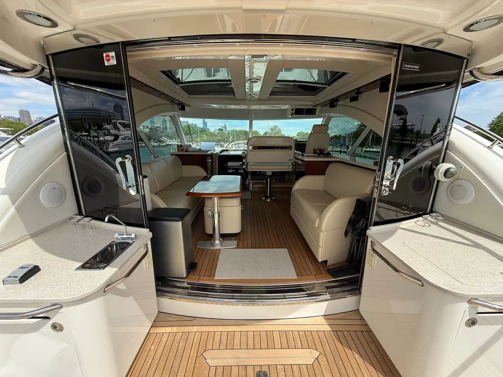 Rip Tide V 2009 Sea Ray 60 Sundancer Yacht For Sale in Chicago IL Rip Tide V 2009 Sea Ray 60 Sundancer Yacht For Sale in Chicago IL