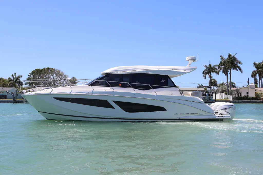 2021 Regal 42 XO Yacht For Sale in Treasure Island FL 2021 Regal 42 XO Yacht For Sale in Treasure Island FL