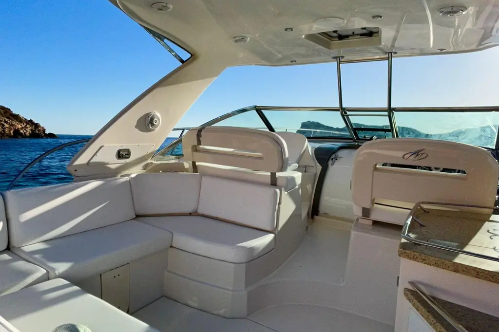 2009 Monterey 415 Sport Yacht Yacht For Sale in Santa Eulària des Riu 2009 Monterey 415 Sport Yacht Yacht For Sale in Santa Eulària des Riu
