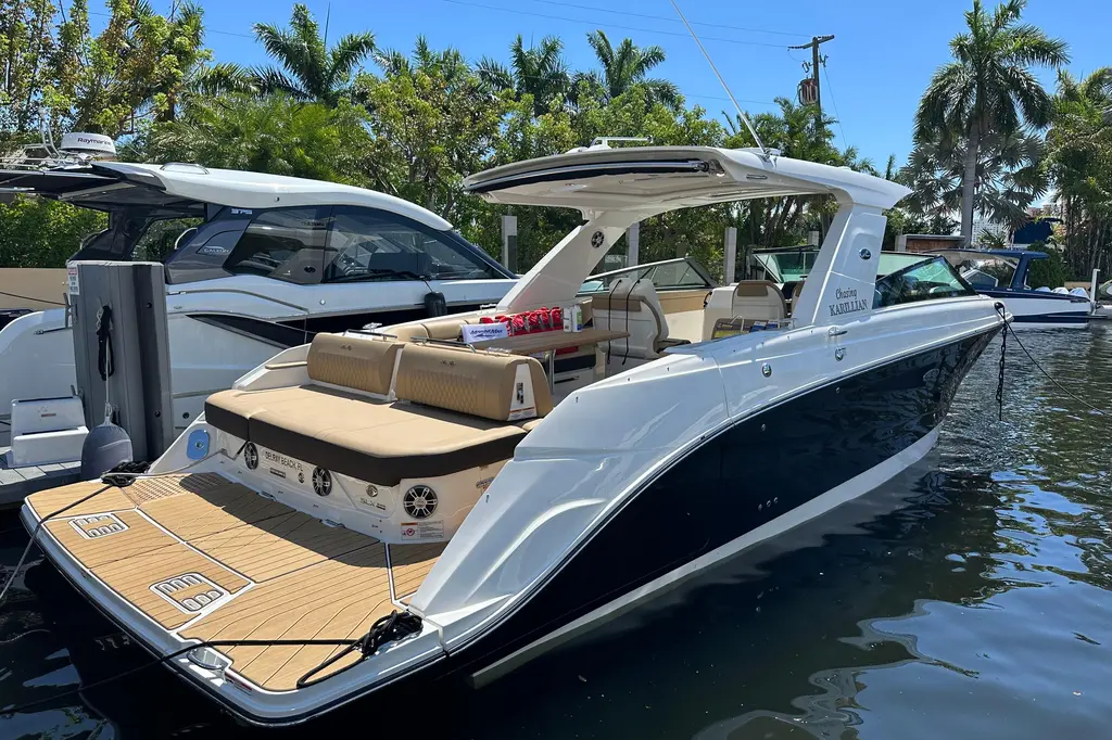  2023 Sea Ray SLX 400 Yacht For Sale in Oakdale NY
