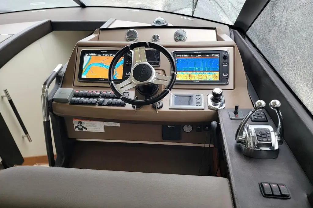 2014 Prestige 550 Yacht For Sale in Hilton Head Island SC 2014 Prestige 550 Yacht For Sale in Hilton Head Island SC
