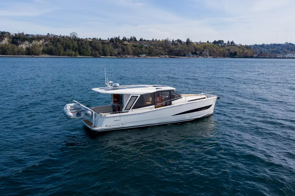 Luna 2024 Greenline 39 Yacht For Sale in Seattle WA Luna 2024 Greenline 39 Yacht For Sale in Seattle WA