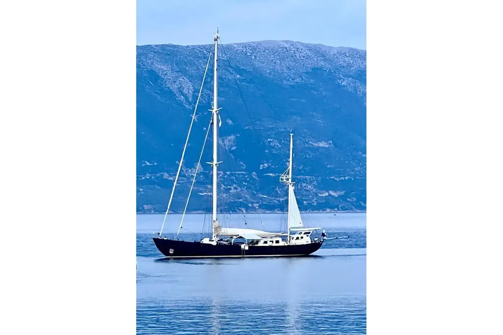 AMAZON 1949 Liding?verken J.A. ?berg Yacht For Sale in Athens AMAZON 1949 Liding?verken J.A. ?berg Yacht For Sale in Athens