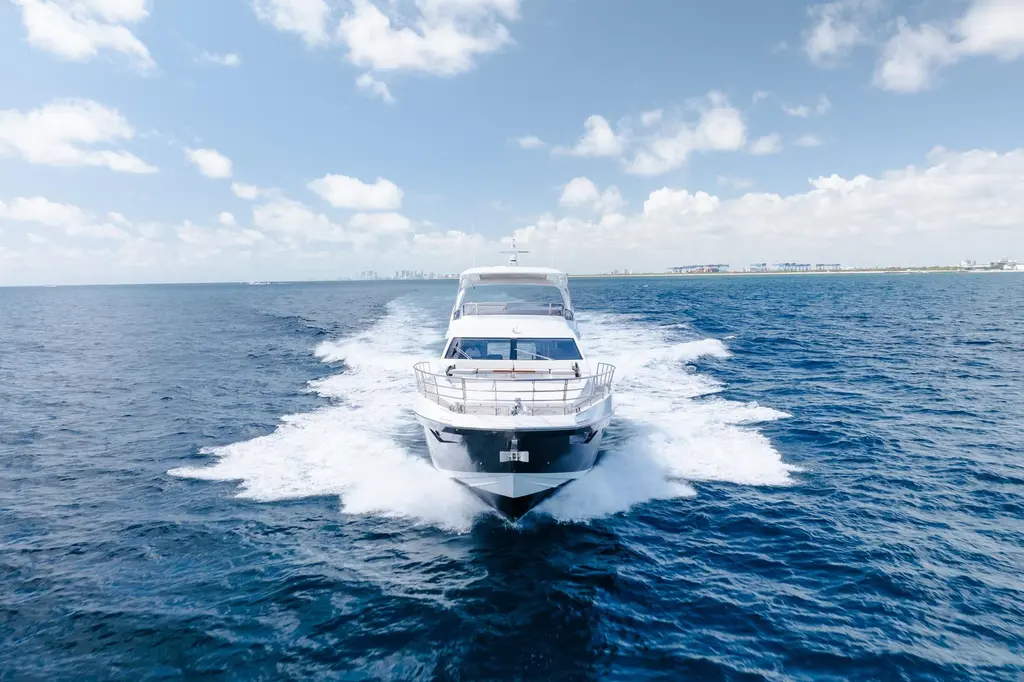 CLASS DISMISSED 2017 Azimut Fly 72 Yacht For Sale in Fort Lauderdale FL CLASS DISMISSED 2017 Azimut Fly 72 Yacht For Sale in Fort Lauderdale FL