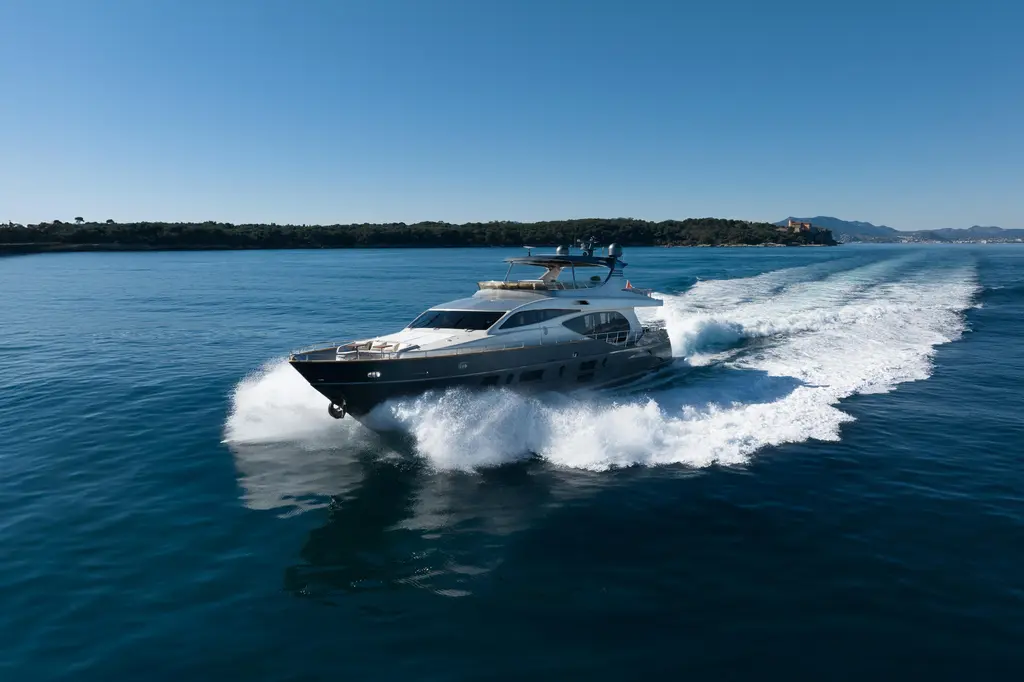 MAD DAY 2018 Canados 888 Evolution Yacht For Sale in Cannes MAD DAY 2018 Canados 888 Evolution Yacht For Sale in Cannes
