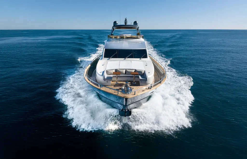MAD DAY 2018 Canados 888 Evolution Yacht For Sale in Cannes MAD DAY 2018 Canados 888 Evolution Yacht For Sale in Cannes