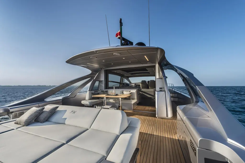  2025 Pershing 7X Yacht For Sale in Casal Palocco IT-RM