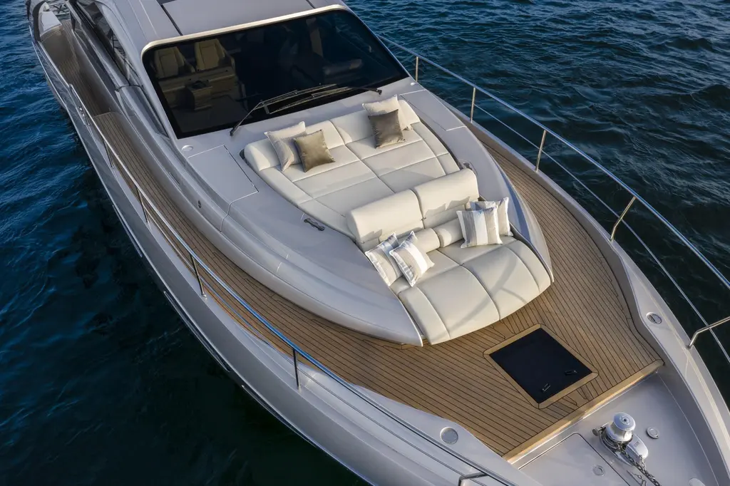  2025 Pershing 7X Yacht For Sale in Casal Palocco IT-RM