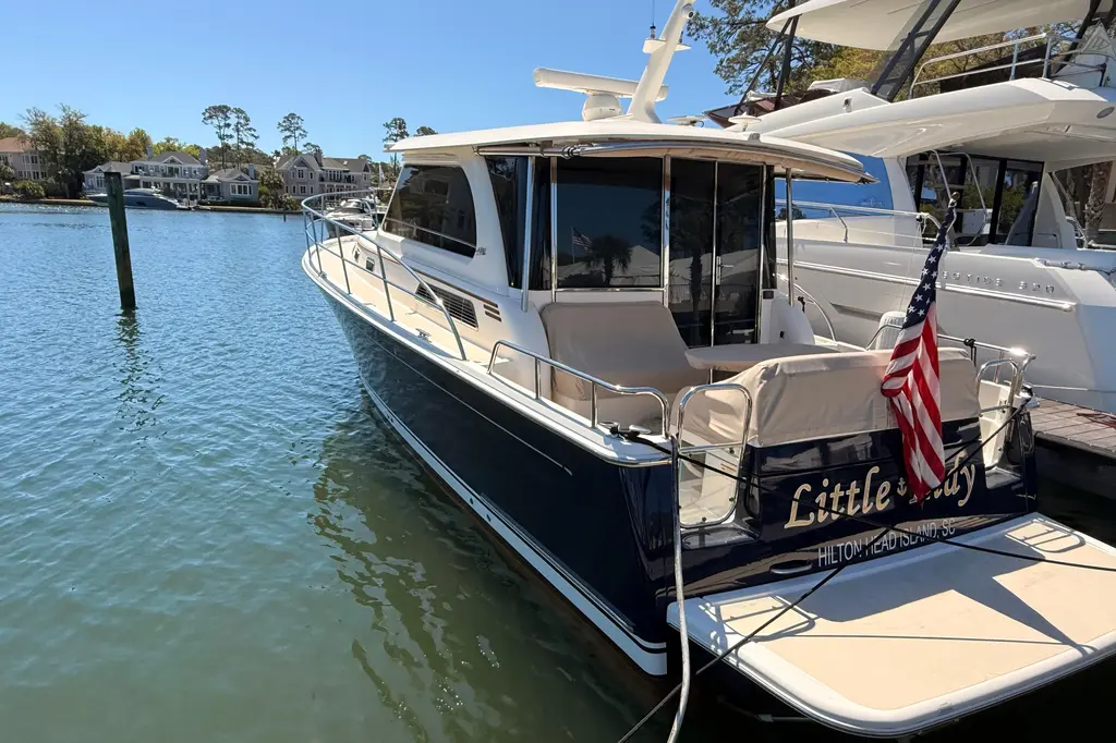 Little Indy 2022 Sabre 38 Salon Express Yacht For Sale in Charleston SC Little Indy 2022 Sabre 38 Salon Express Yacht For Sale in Charleston SC