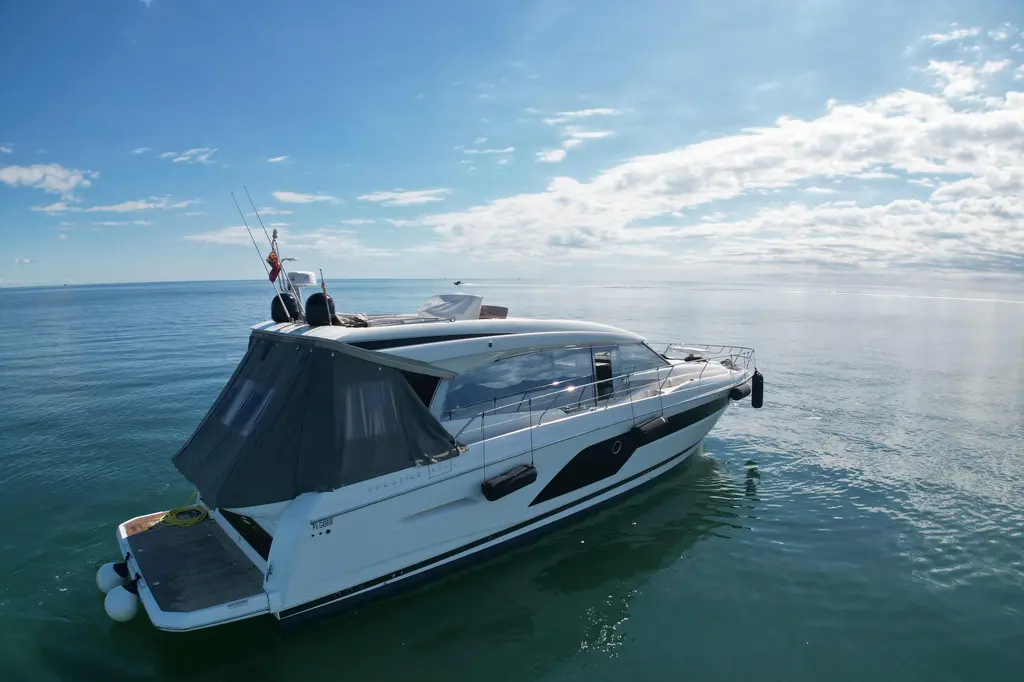 2023 Prestige 590S Yacht For Sale in Canet-en-Roussillon 66 2023 Prestige 590S Yacht For Sale in Canet-en-Roussillon 66