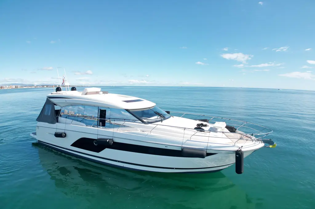 2023 Prestige 590S Yacht For Sale in Canet-en-Roussillon 66 2023 Prestige 590S Yacht For Sale in Canet-en-Roussillon 66