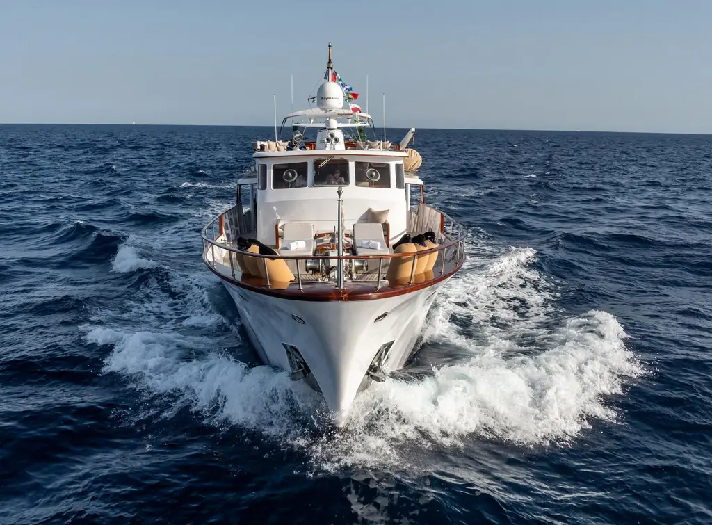 SISSI 1963 Feadship Classic Canoe Stern Yacht For Sale in Marbella ES-MA SISSI 1963 Feadship Classic Canoe Stern Yacht For Sale in Marbella ES-MA