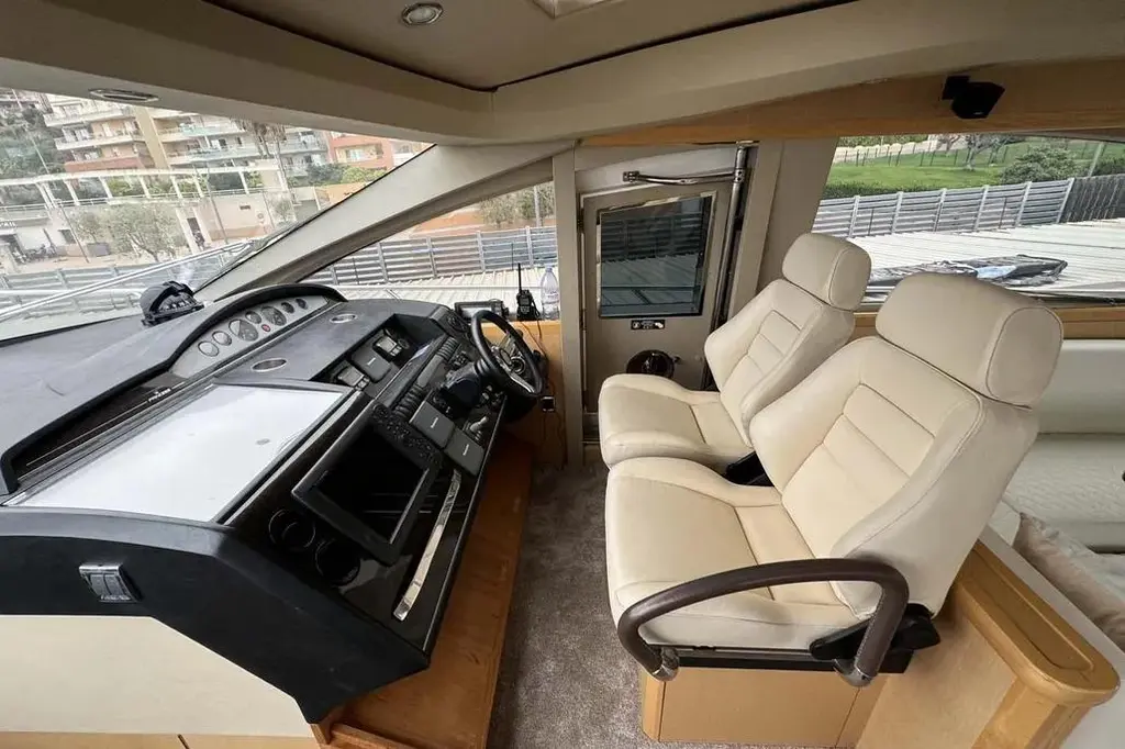 2009 Princess V65 Yacht For Sale in Nice 2009 Princess V65 Yacht For Sale in Nice