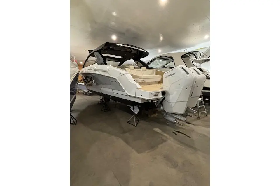 2024 Cruisers Yachts 42 GLS OB Yacht For Sale in Charlottetown PE 2024 Cruisers Yachts 42 GLS OB Yacht For Sale in Charlottetown PE