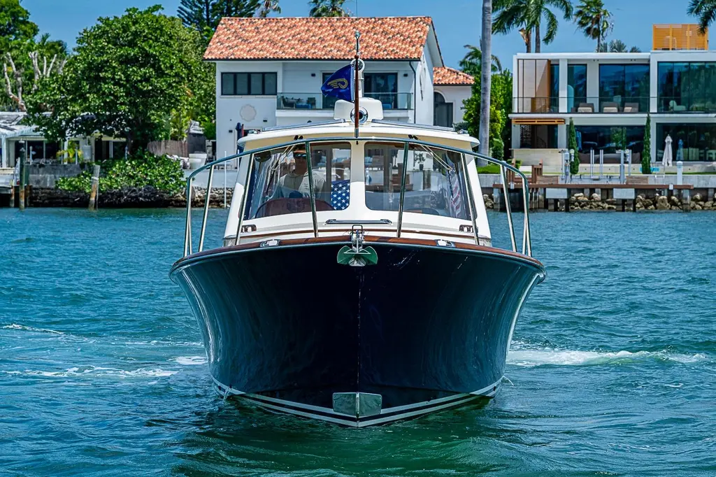 PIC-NIK 2011 Hinckley Picnic Boat 37 MKIII Yacht For Sale in Miami Beach FL PIC-NIK 2011 Hinckley Picnic Boat 37 MKIII Yacht For Sale in Miami Beach FL