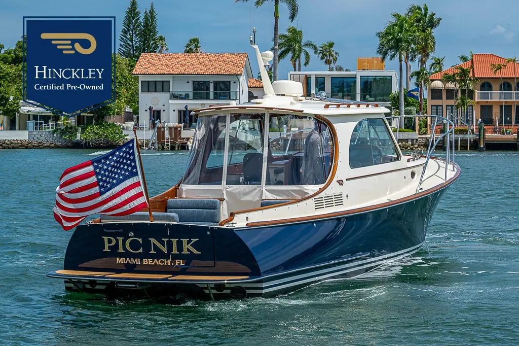 PIC-NIK 2011 Hinckley Picnic Boat 37 MKIII Yacht For Sale in Miami Beach FL PIC-NIK 2011 Hinckley Picnic Boat 37 MKIII Yacht For Sale in Miami Beach FL