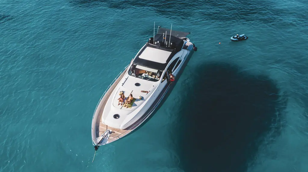 2005 Pershing 76 Yacht For Sale in Naples IT-NA 2005 Pershing 76 Yacht For Sale in Naples IT-NA