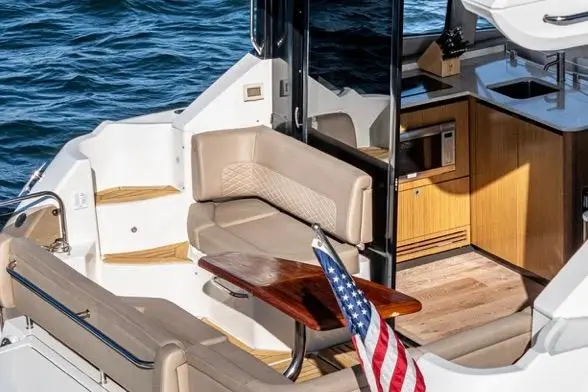 2017 Sea Ray Sundancer 460 Yacht For Sale in Newport Beach CA 2017 Sea Ray Sundancer 460 Yacht For Sale in Newport Beach CA