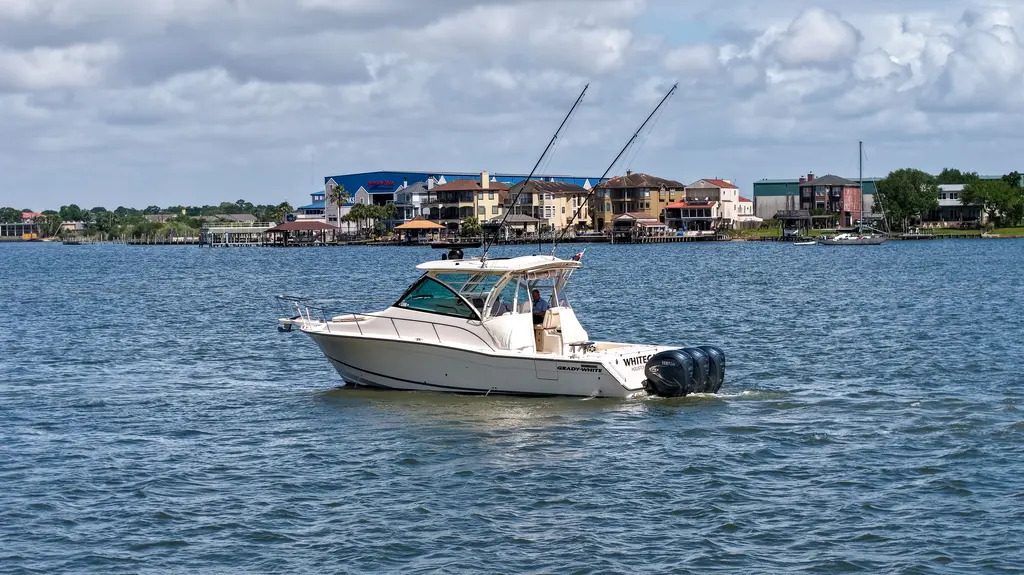White Cap 2023 Grady-White Express 370 Yacht For Sale in Seabrook TX