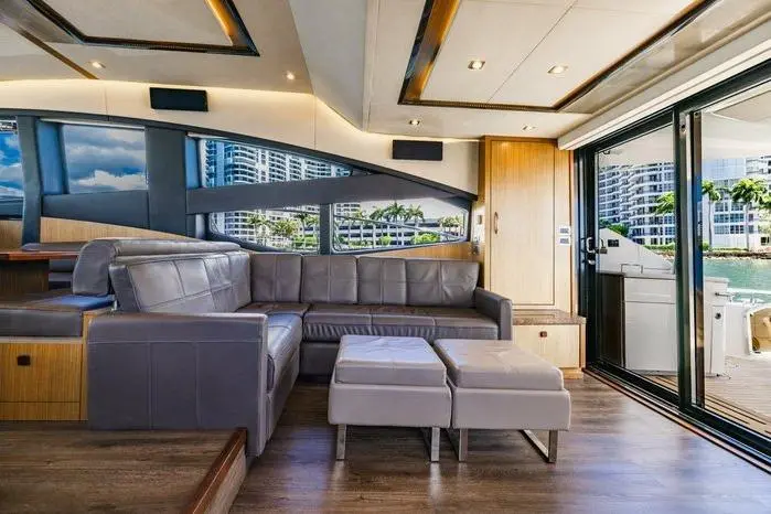 Thinks Its His 2016 Sea Ray L650 Fly Yacht For Sale in North Miami Beach FL Thinks Its His 2016 Sea Ray L650 Fly Yacht For Sale in North Miami Beach FL