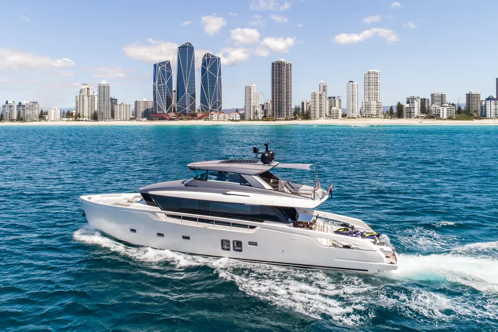  2021 Sanlorenzo SX76 Yacht For Sale in Athens 