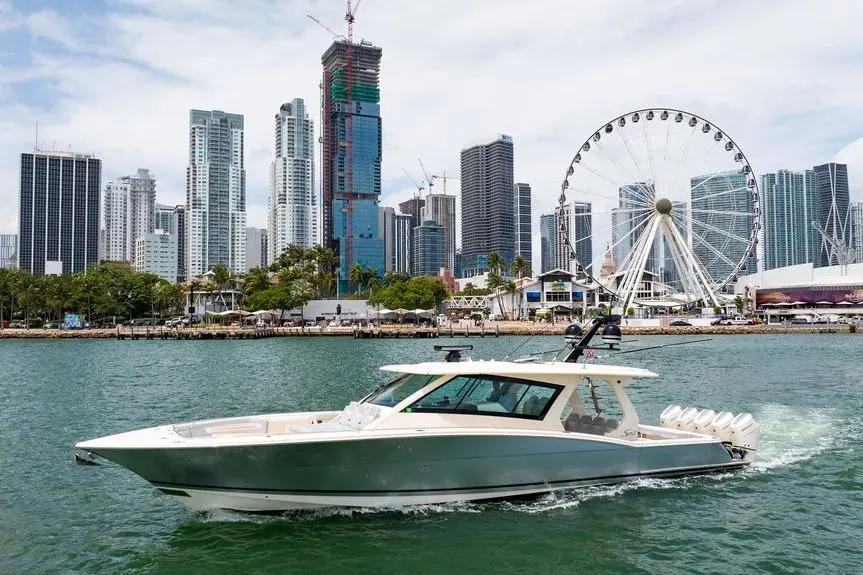 2025 V10's 2020 Scout 530 LXF Yacht For Sale in Miami Beach FL 2025 V10's 2020 Scout 530 LXF Yacht For Sale in Miami Beach FL