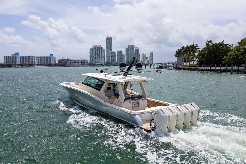 2025 V10's 2020 Scout 530 LXF Yacht For Sale in Miami Beach FL 2025 V10's 2020 Scout 530 LXF Yacht For Sale in Miami Beach FL