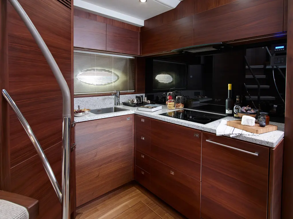 Gee’n’Tee 2014 Princess S72 Yacht For Sale in Grömitz DE-SH Gee’n’Tee 2014 Princess S72 Yacht For Sale in Grömitz DE-SH
