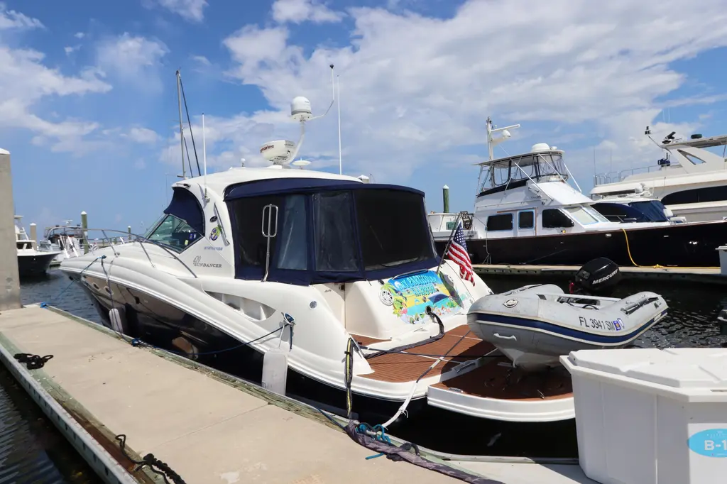 2004 Sea Ray 420 Sundancer Yacht For Sale in Tampa FL 2004 Sea Ray 420 Sundancer Yacht For Sale in Tampa FL