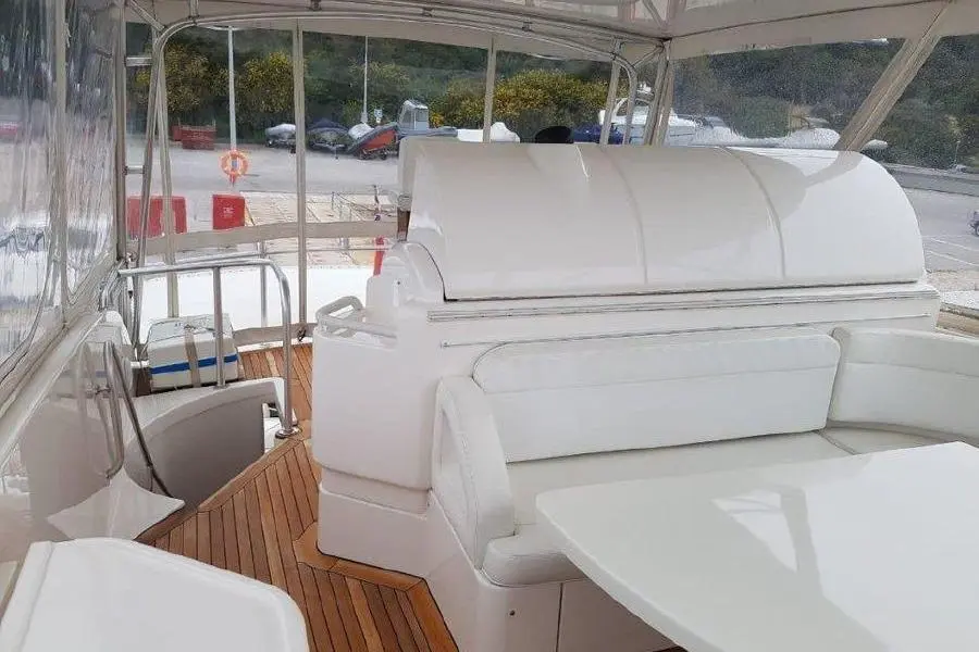 2006 Bertram 670 Yacht For Sale in Athens 2006 Bertram 670 Yacht For Sale in Athens
