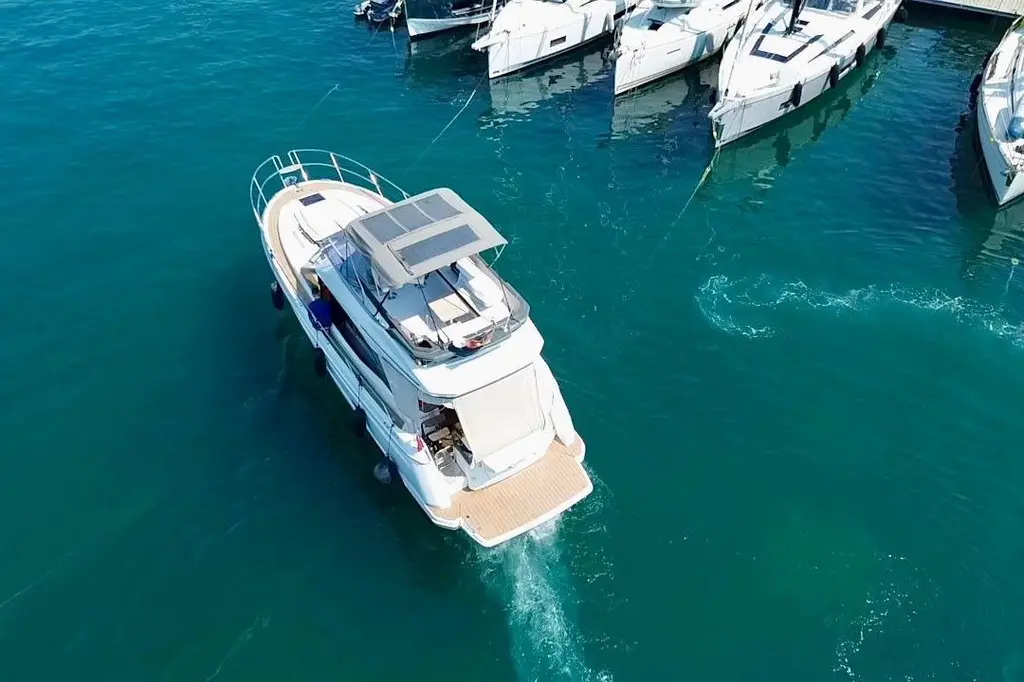 SIRIUS 2023 Bavaria R40 Fly Yacht For Sale in Bodrum SIRIUS 2023 Bavaria R40 Fly Yacht For Sale in Bodrum